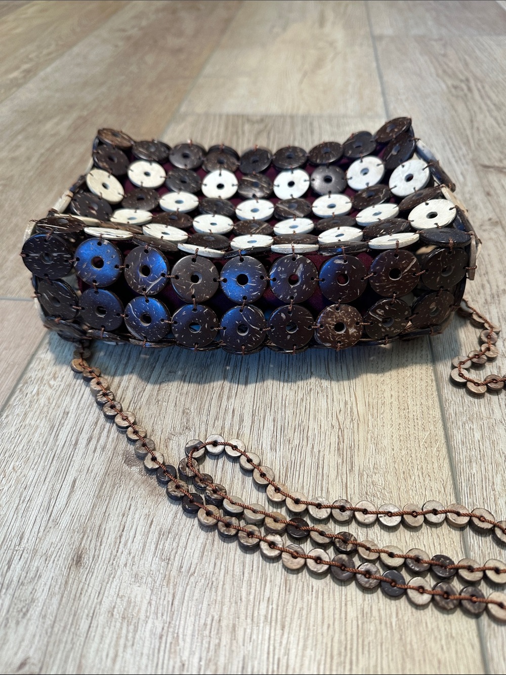 Coconut Shell Button Purse - Picture 7 of 7